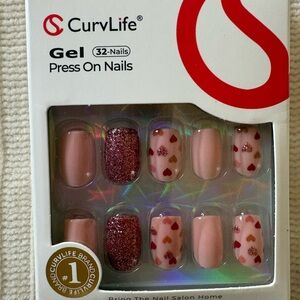 New Curvlife Pink Heart Gel Press-On Nails - 32 Nails